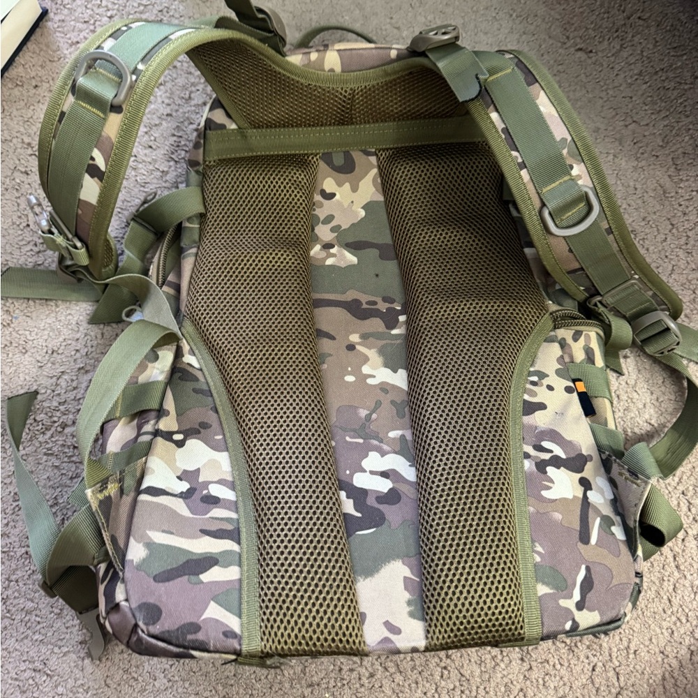 Camo Tactical Backpack - Picture 2 of 4